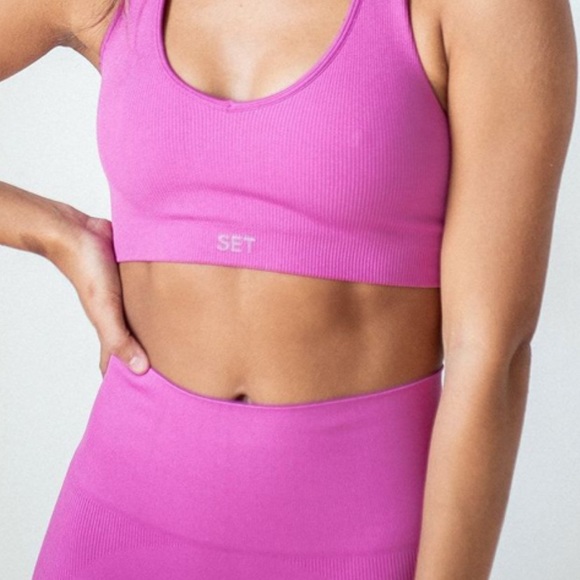SET Active Pants - Set active set - razor back sports bra & rubbed leggings